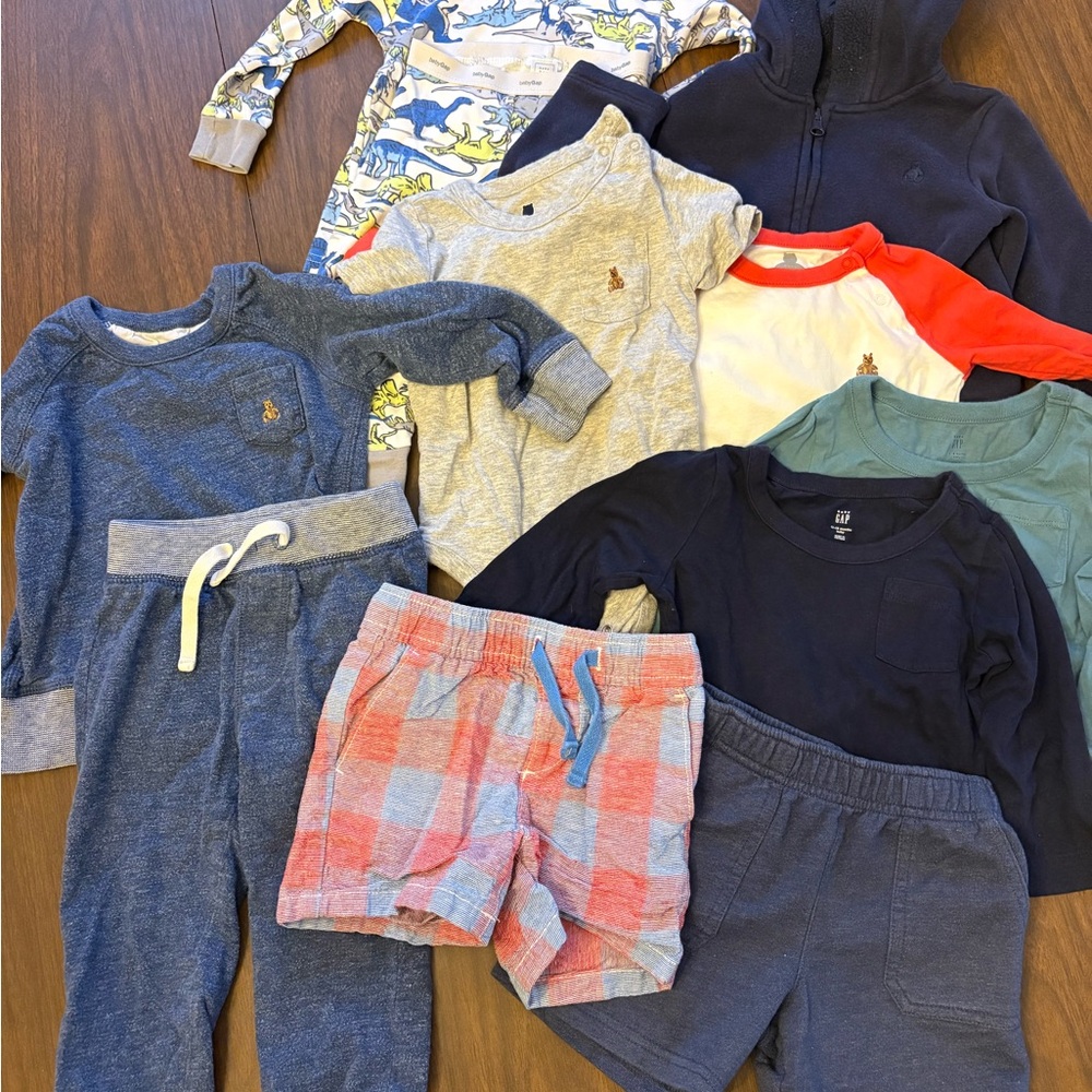 12-18 Month Boys Baby Gap Clothing Bundle